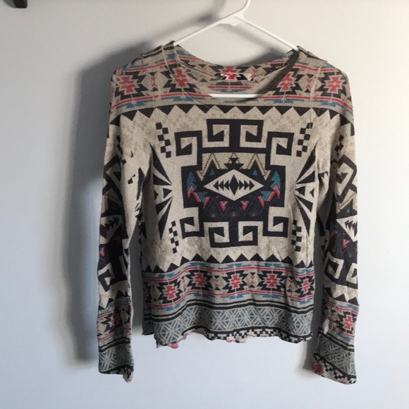 Tops - Geo print top